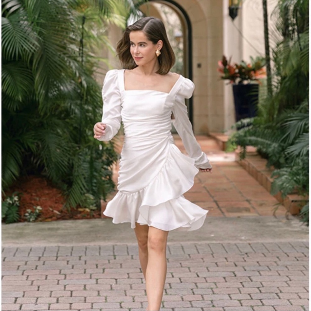 ML Monique Lhuillier Ruched Satin Dress